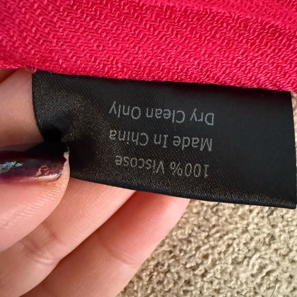 Bloomingdale's Pink Super Soft Scarf - Picture 3 of 7